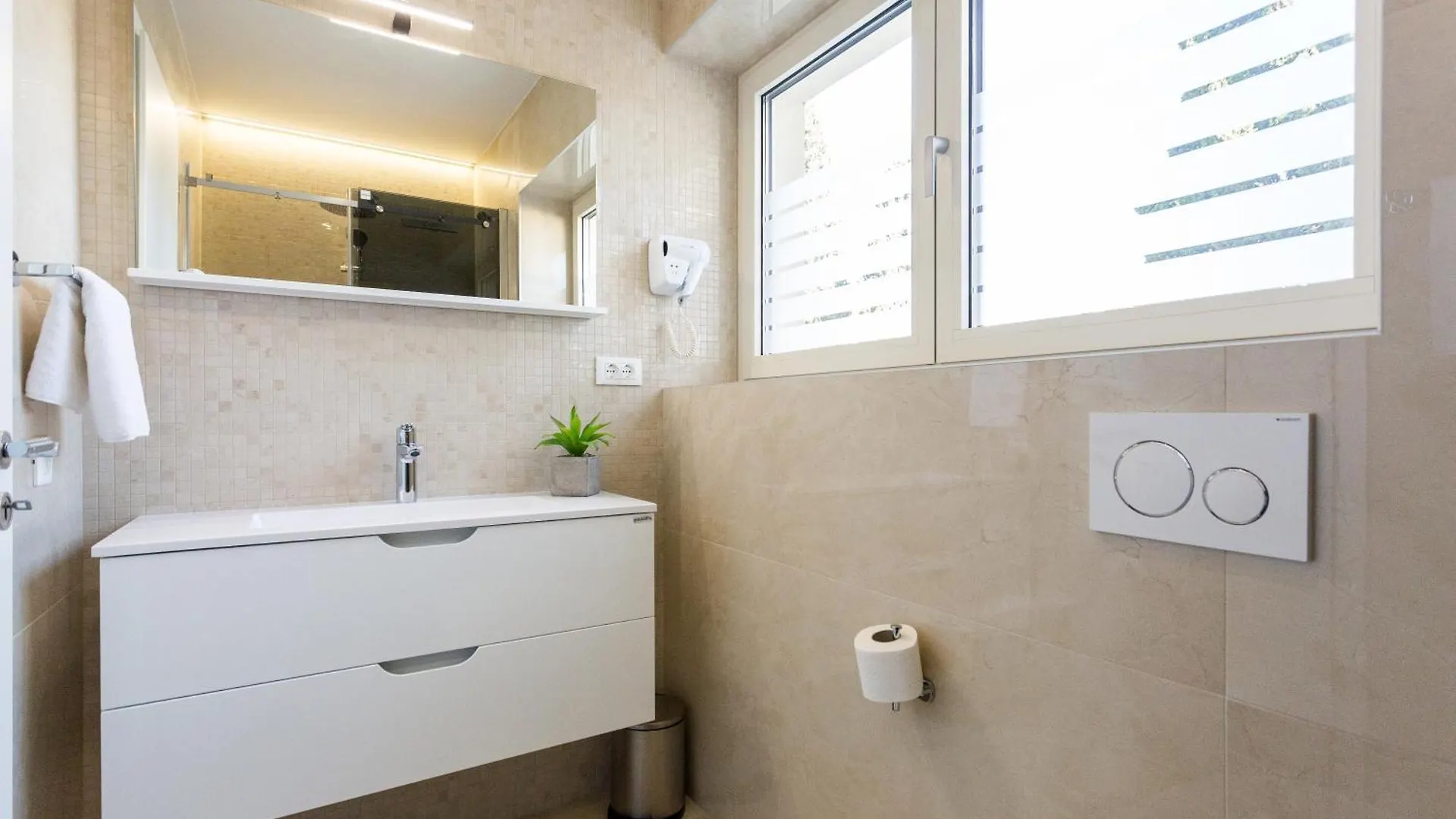 Shine Of Life Luxury Rooms Spalato Affittacamere