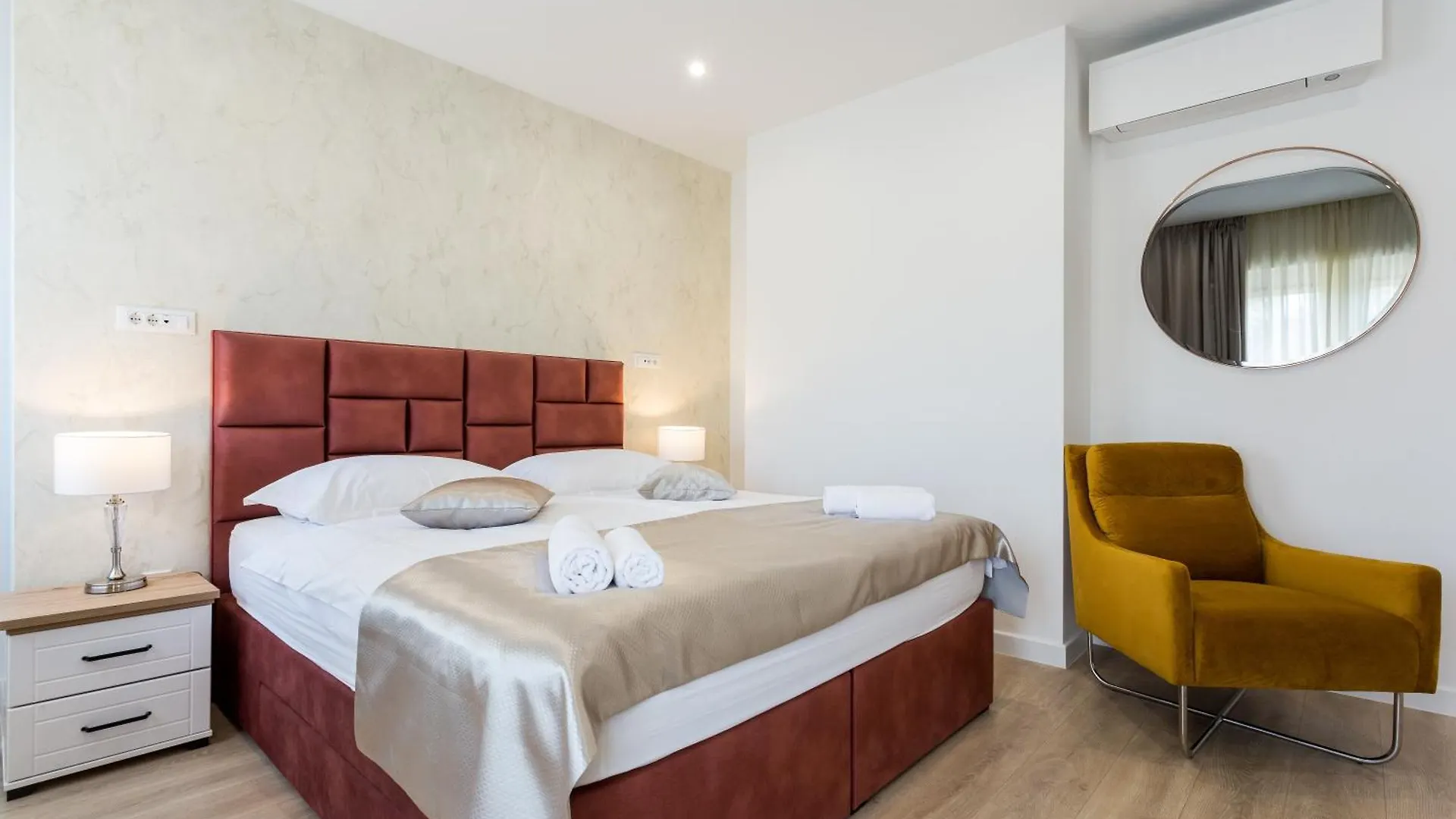 Shine Of Life Luxury Rooms Split Croatia