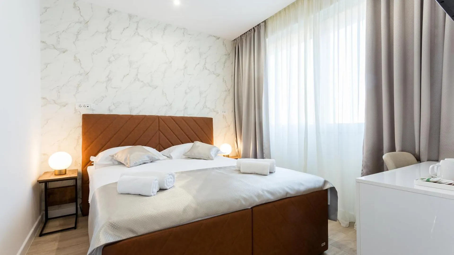 Shine Of Life Luxury Rooms Split
