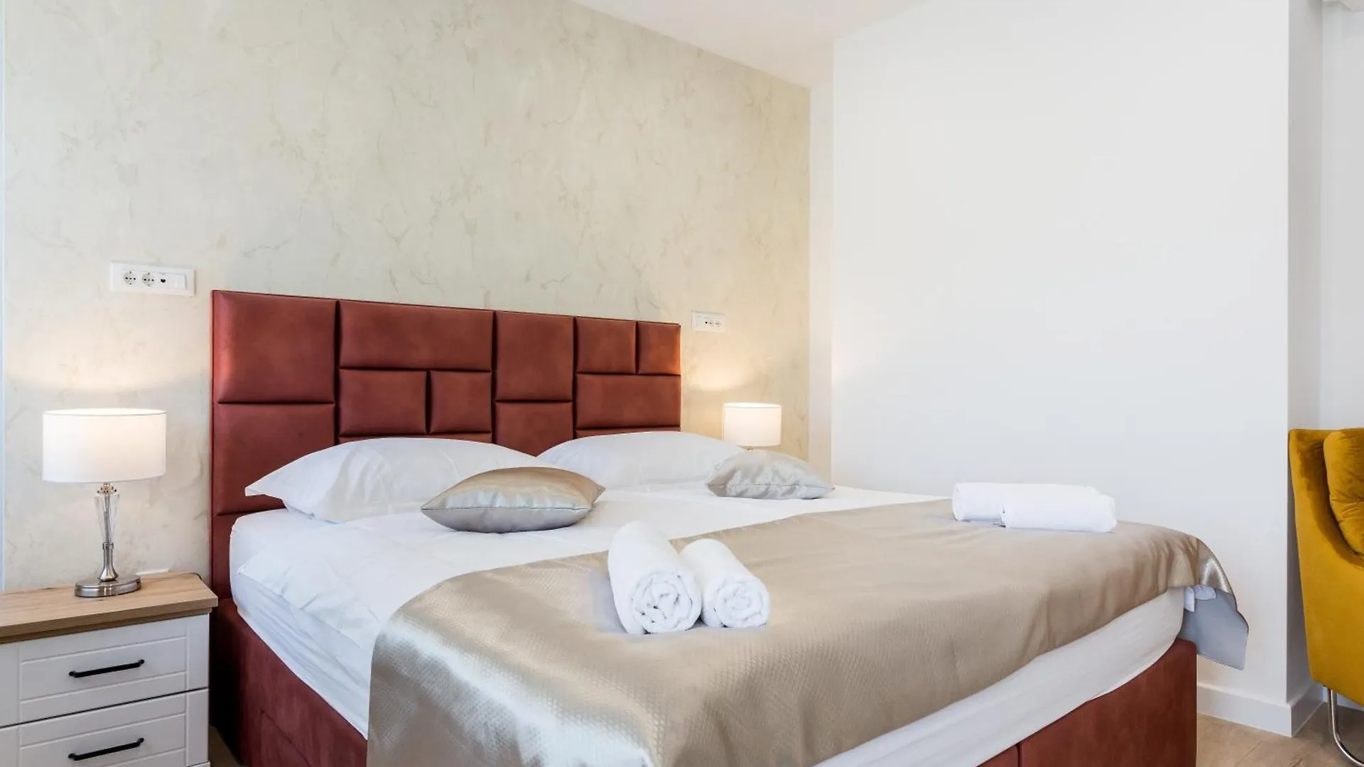 Shine Of Life Luxury Rooms Split Guest house